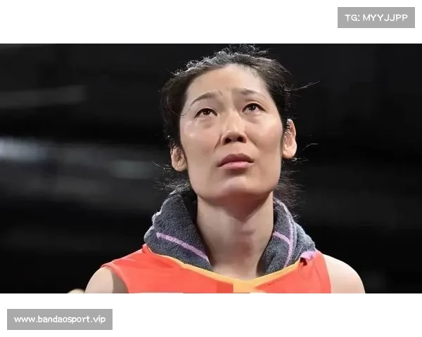 朱婷重返赛场全力以赴展现巅峰状态不负球迷期待 朱婷重返赛场全力以赴展现巅峰状态不负球迷期待