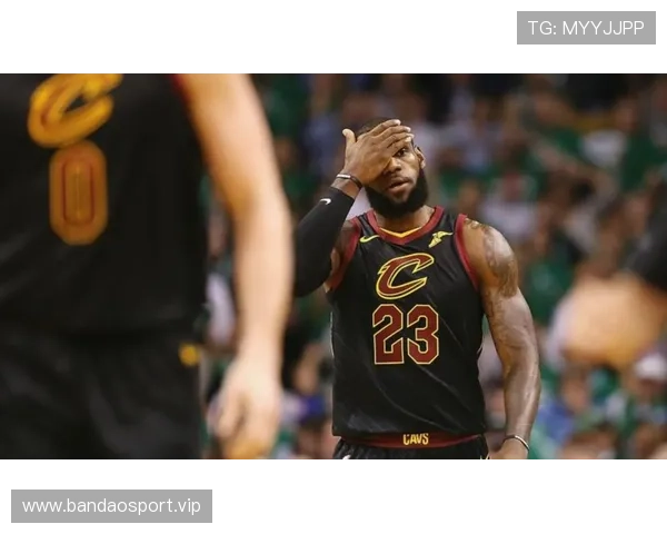 湖人西部第四形势危急詹姆斯轮休成关键引发季后赛前景悬念之争局