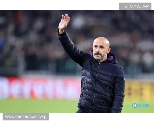 米体称佛罗伦萨即便无缘欧战仍将坚定执行法乔利买断计划的意向举 米体称佛罗伦萨即便无缘欧战仍将坚定执行法乔利买断计划的意向举