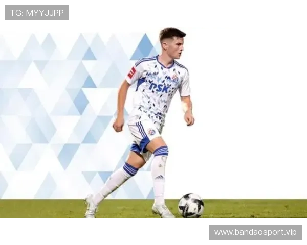 罗马诺透露科莫与萨格勒布迪纳摩就巴图里纳转会进行深入谈判交易进展顺利