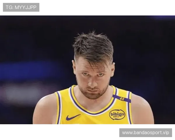 詹皇13分13助绝杀哈利16分18助东契奇34分7助难挽败局