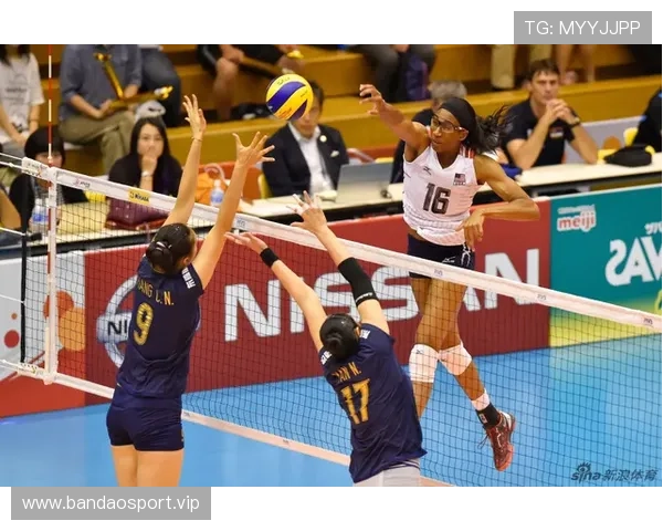 从狂喜到大恸错失四赛点，中国女排二比三惜败土耳其暴露稚嫩