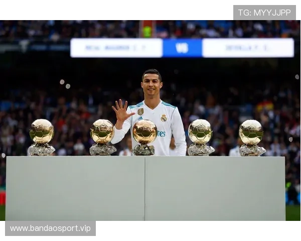 转会费创纪录正式复出 状态回归惊艳全场 转会费创纪录正式复出 状态回归惊艳全场